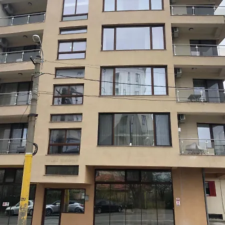 Reyna 3* 콘스탄차