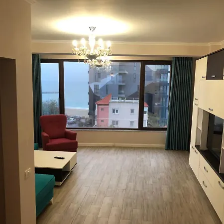 Reyna 公寓式酒店 3*