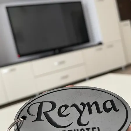 Reyna 公寓式酒店 3*
